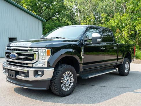 Used 2020 Ford F350 Lariat w/ Lariat Ultimate Package AWD/4WD image 6