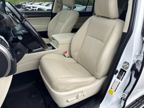 Used 2022 Lexus GX 460 Premium AWD/4WD image 8