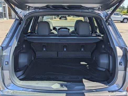 Used 2026 Subaru Forester Premium AWD/4WD image 31