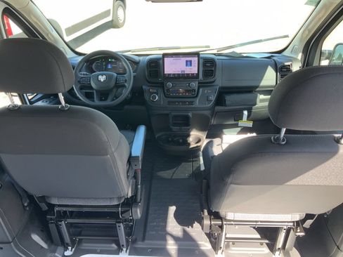 New 2025 RAM ProMaster 3500 w/ Convenience Group FWD image 16
