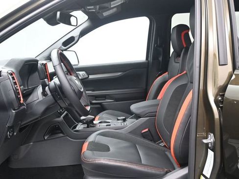 Used 2025 Ford Ranger Raptor image 6