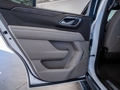 Used 2021 Chevrolet Tahoe Z71 w/ Luxury Package image 52