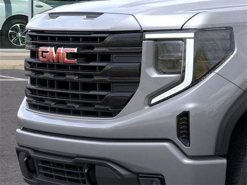 New 2025 GMC Sierra 1500 Elevation image 13