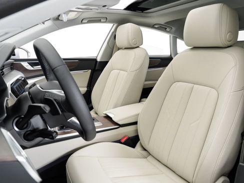 Used 2025 Audi A7 3.0T Premium image 8