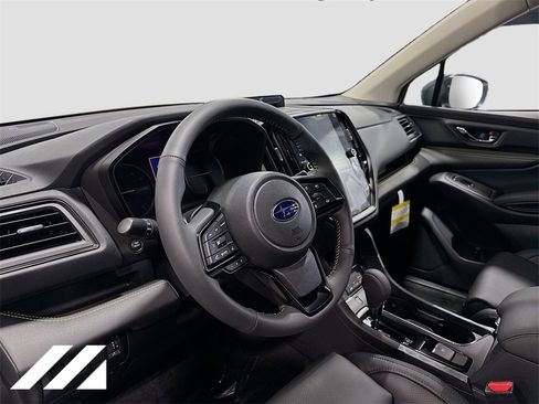 Used 2025 Subaru Ascent Bronze Edition w/ Popular Package #2 image 9