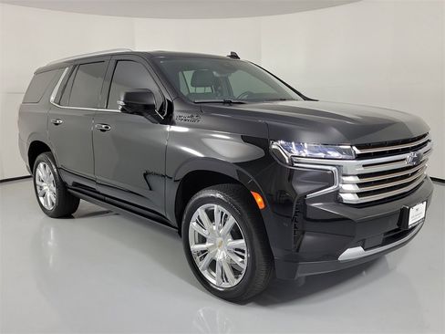 Used 2024 Chevrolet Tahoe High Country image 1