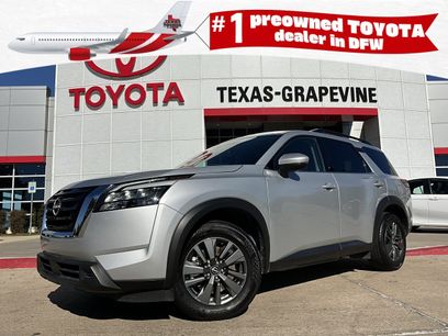 Used 2025 Nissan Pathfinder SV