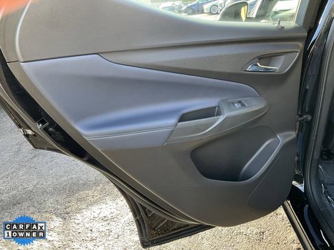 Used 2022 Chevrolet Bolt EUV LT w/ Convenience Package image 31