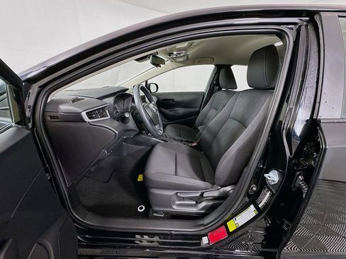 Certified 2025 Toyota Corolla LE FWD image 20