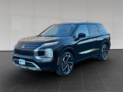 Used 2024 Mitsubishi Outlander SE Black Edition