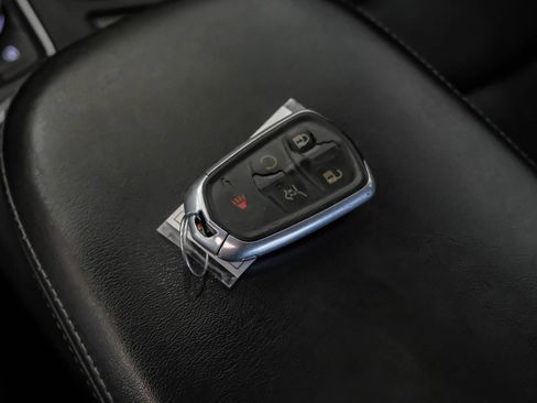 Used 2020 Cadillac XT6 Premium Luxury FWD image 59