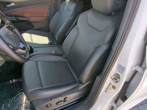 Certified 2022 Volkswagen ID.4 Pro S image 20
