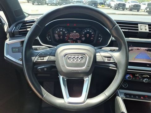 Used 2021 Audi Q3 2.0T Premium AWD/4WD image 19