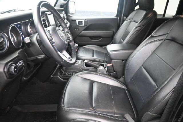 Used 2020 Jeep Wrangler Unlimited Sahara AWD/4WD image 9