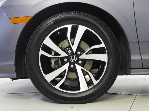 Used 2019 Honda Odyssey Elite image 5