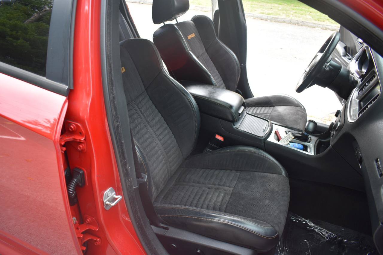 Used 2017 Dodge Charger R/T RWD image 19