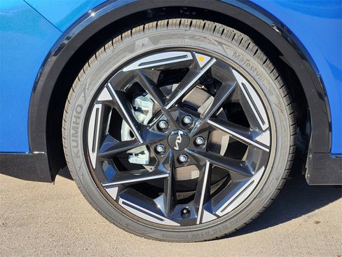 New 2025 Kia K4 GT-Line image 7