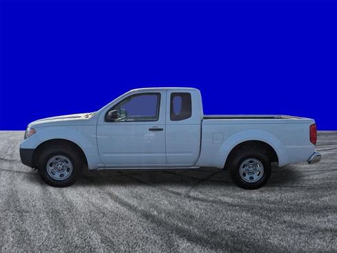 Used 2011 Nissan Frontier S w/ S Preferred Pkg RWD image 7