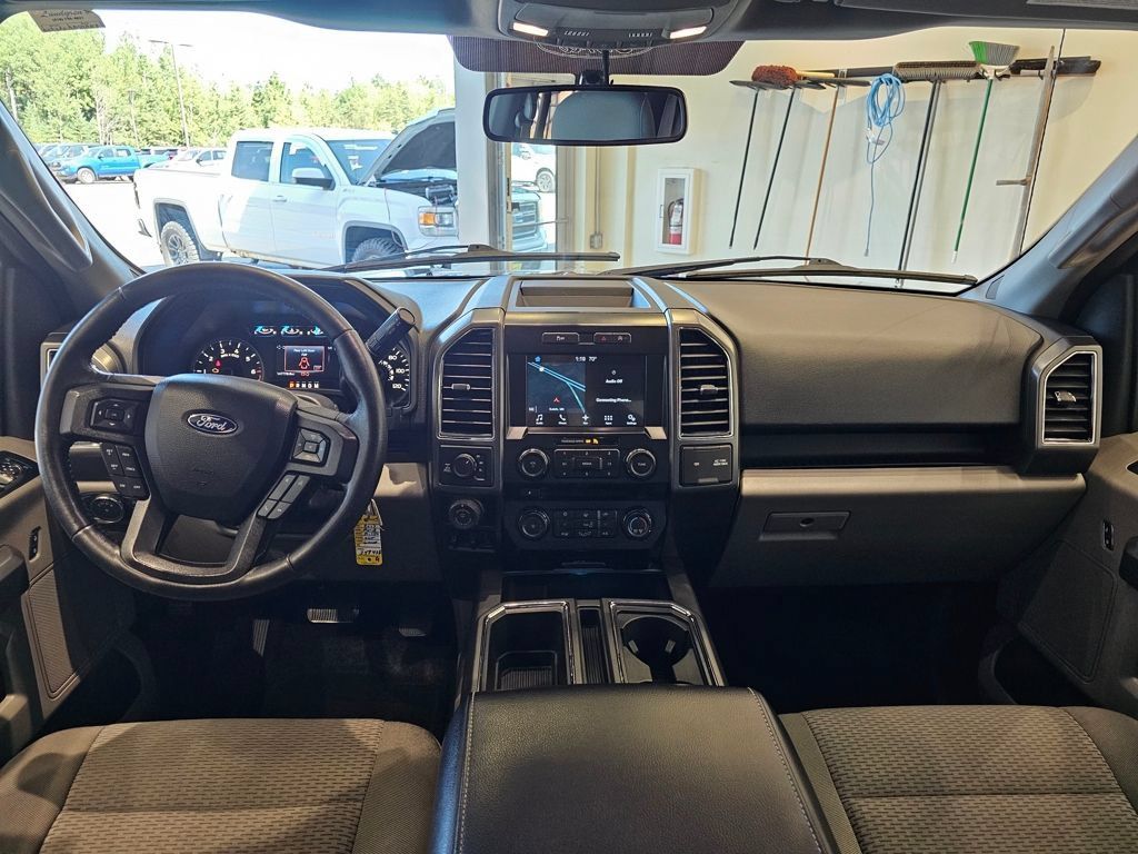 Used 2017 Ford F150 XLT w/ Equipment Group 302A Luxury AWD/4WD image 21