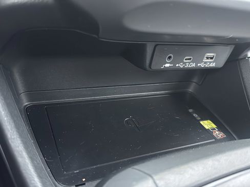 Used 2024 Subaru Crosstrek 2.5i Limited image 34