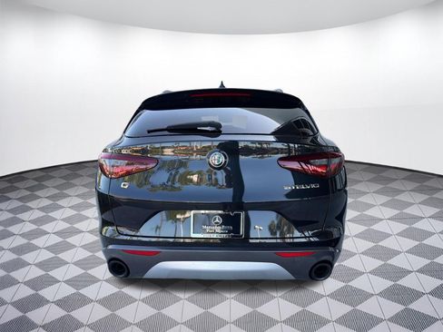 Used 2022 Alfa Romeo Stelvio Ti w/ Active Assist Plus Package AWD/4WD image 10