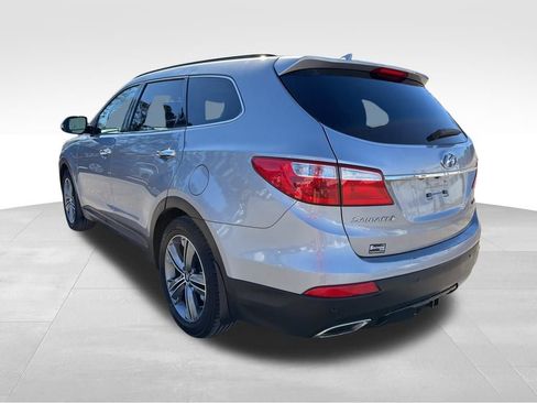 Used 2016 Hyundai Santa Fe SE w/ Option Group 03 image 3