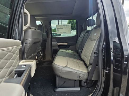 New 2026 Ford F450 Platinum w/ Platinum Plus Package AWD/4WD image 12