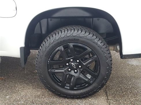 Used 2021 Chevrolet Silverado 1500 Custom Trail Boss w/ LPO, Dark Essentials Package image 26