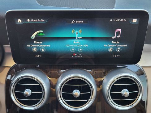 Used 2022 Mercedes-Benz GLC 300 GLC 300 image 19