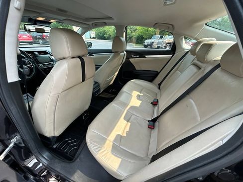 Used 2017 Honda Civic Touring image 28