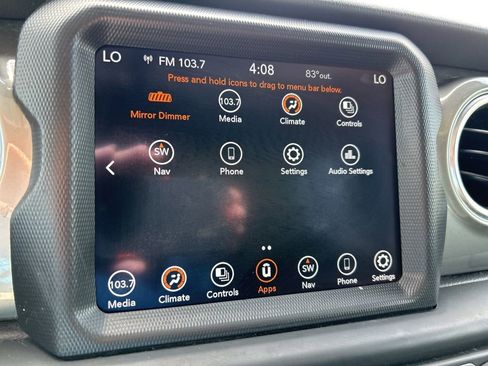 Used 2022 Jeep Wrangler Unlimited Sahara image 26