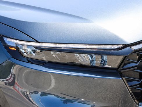 Certified 2026 Honda CR-V Sport Touring image 4