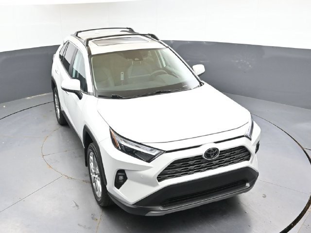 Used 2025 Toyota RAV4 Limited w/ Weather Package AWD/4WD image 43