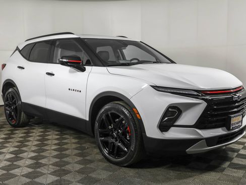 Used 2023 Chevrolet Blazer LT w/ LPO, Floor Liner Package image 15