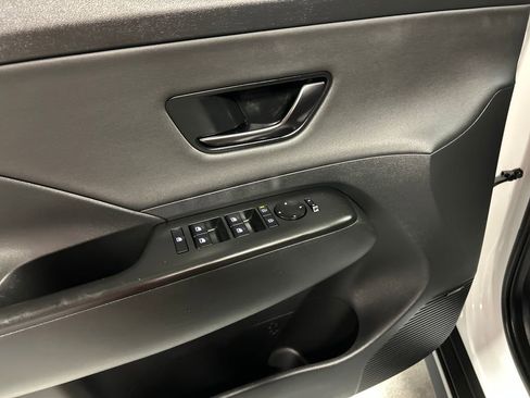 Used 2024 Hyundai Kona N Line image 12