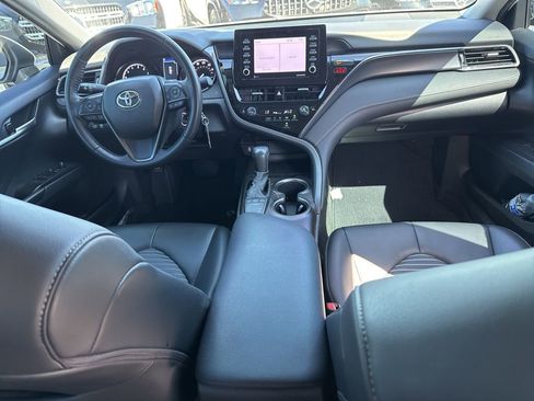 Used 2023 Toyota Camry SE w/ Protection Package (Q2) (TMS) FWD image 7