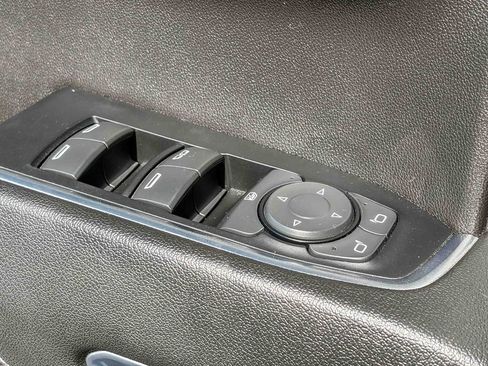 Used 2022 Chevrolet Silverado 1500 RST AWD/4WD image 44