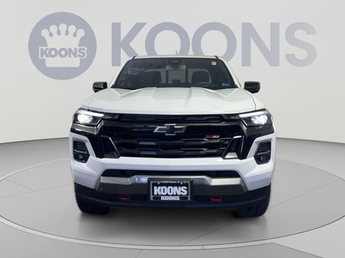 Used 2026 Chevrolet Colorado Z71 AWD/4WD image 11
