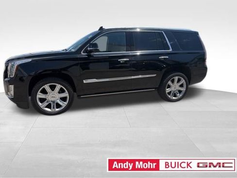 Used 2016 Cadillac Escalade Premium AWD/4WD image 7