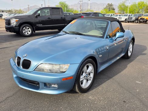 Used 2001 BMW Z3 2.5i RWD image 1