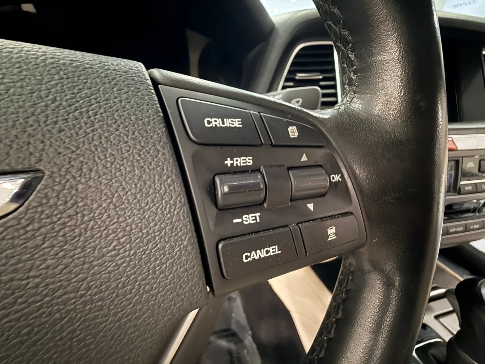 Used 2017 Genesis G80 3.8 w/ Option Group 03 RWD image 24