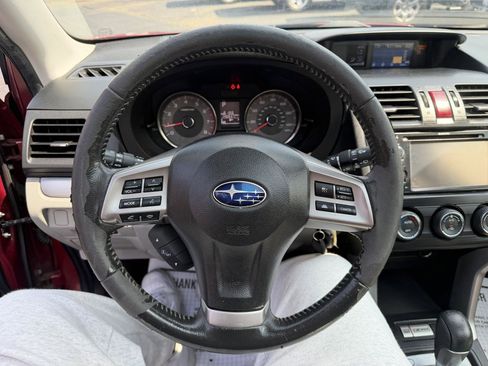 Used 2015 Subaru Forester 2.5i Limited AWD/4WD image 16