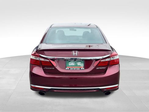 Used 2017 Honda Accord Sport image 6