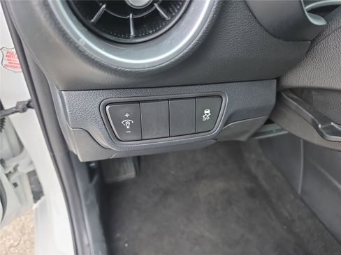 Used 2024 Kia Forte LXS image 18