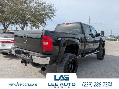 Used 2013 Chevrolet Silverado 2500 LT w/ Custom Sport Truck Package AWD/4WD image 3