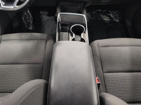 Used 2025 Chevrolet Equinox LT AWD/4WD image 17