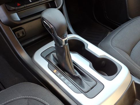 Certified 2022 Chevrolet Colorado LT w/ LT Convenience Package image 18