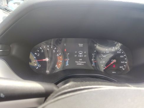 Used 2025 Jeep Compass Limited AWD/4WD image 3