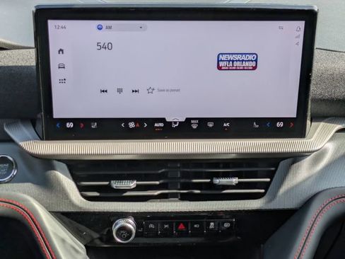 Certified 2026 Ford Explorer ST-Line w/ ST-Line Street Pack image 17