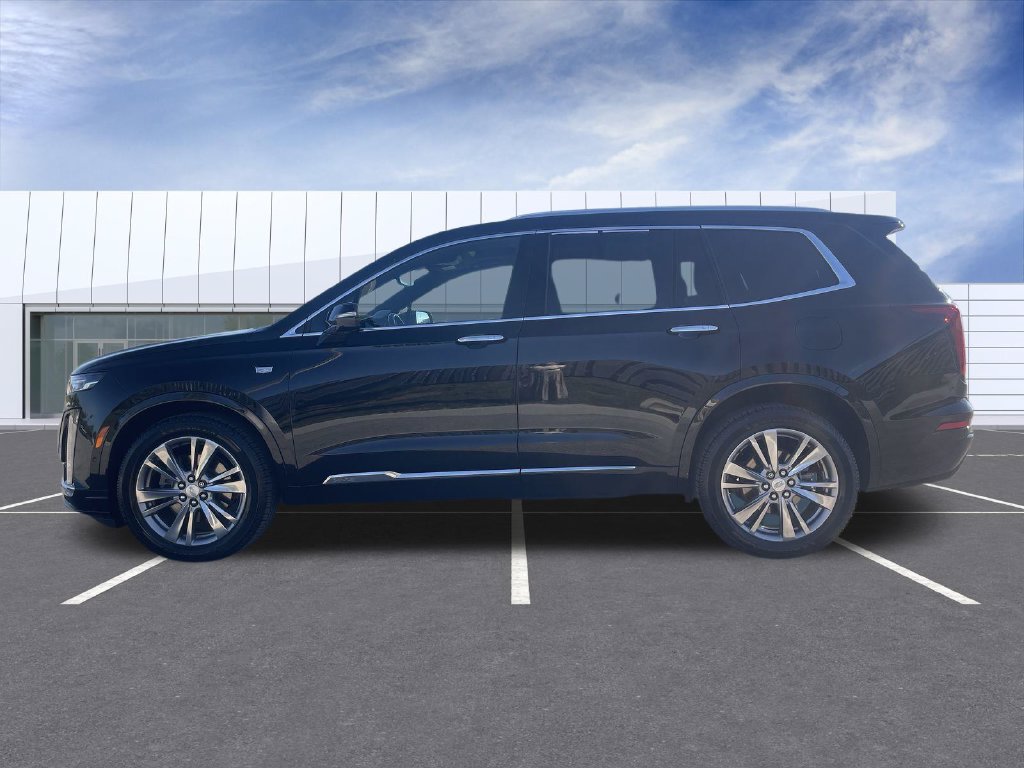 Used 2024 Cadillac XT6 Premium Luxury w/ Technology Package AWD/4WD image 5